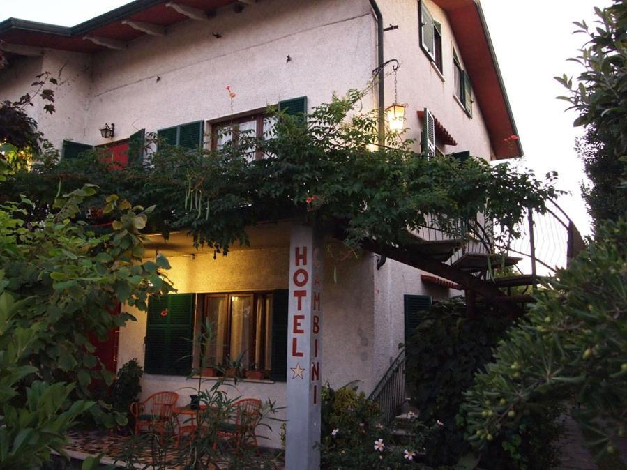 Casa Cambini Bed & Breakfast Marina di Massa Bagian luar foto